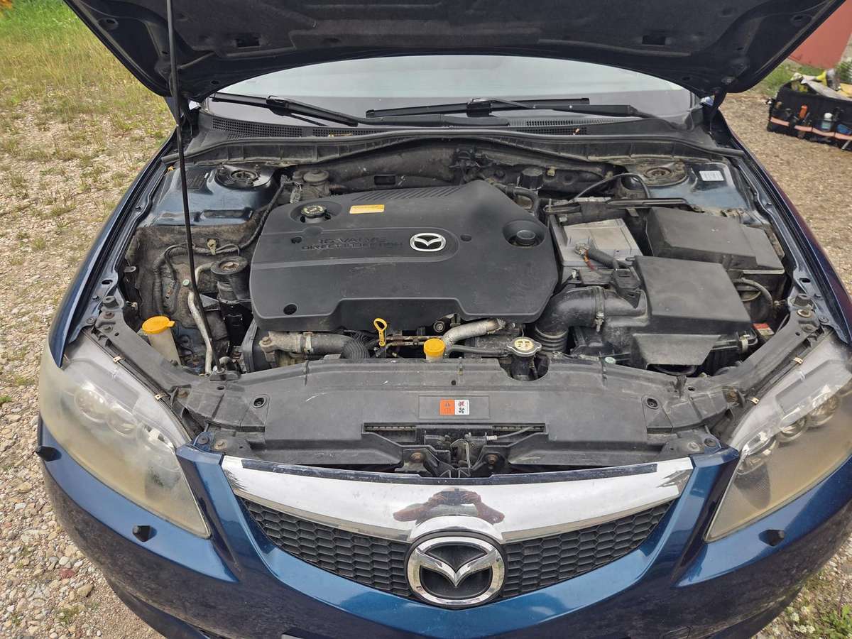 Mazda 6, 2.0 l., hatchback