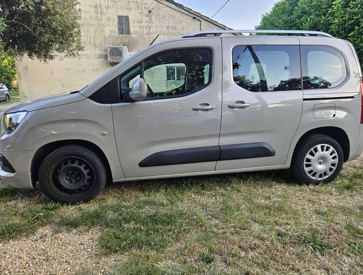 Opel Combo, 1.5 l., mpv / minivan