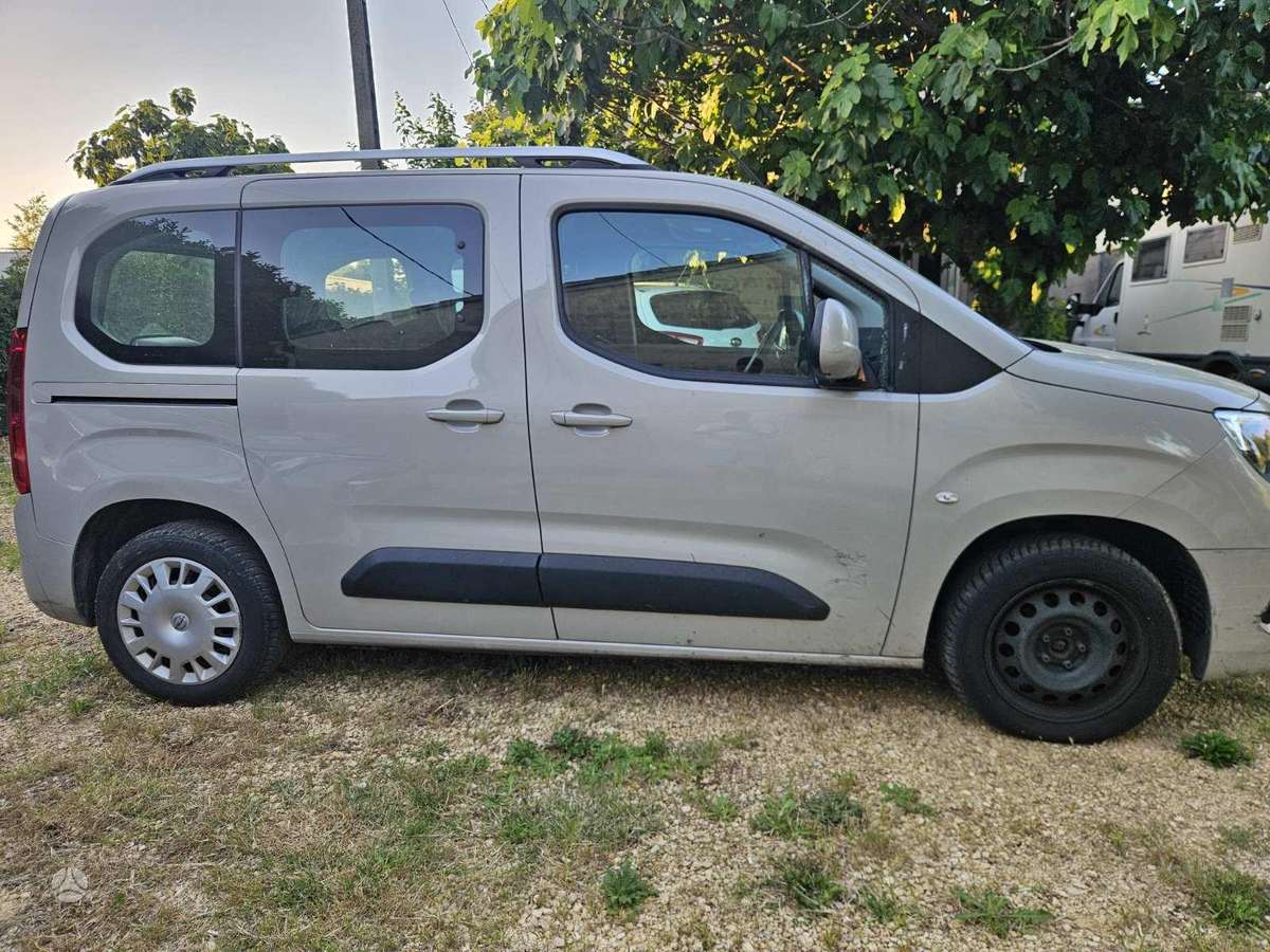 Opel Combo, 1.5 l., mpv / minivan