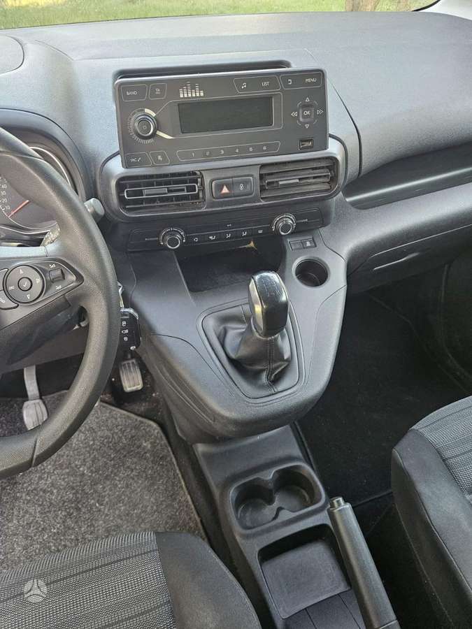 Opel Combo, 1.5 l., Минивэн