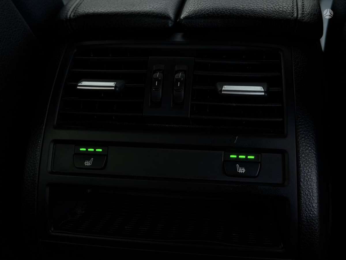 BMW 528, 2.0 l., Седан