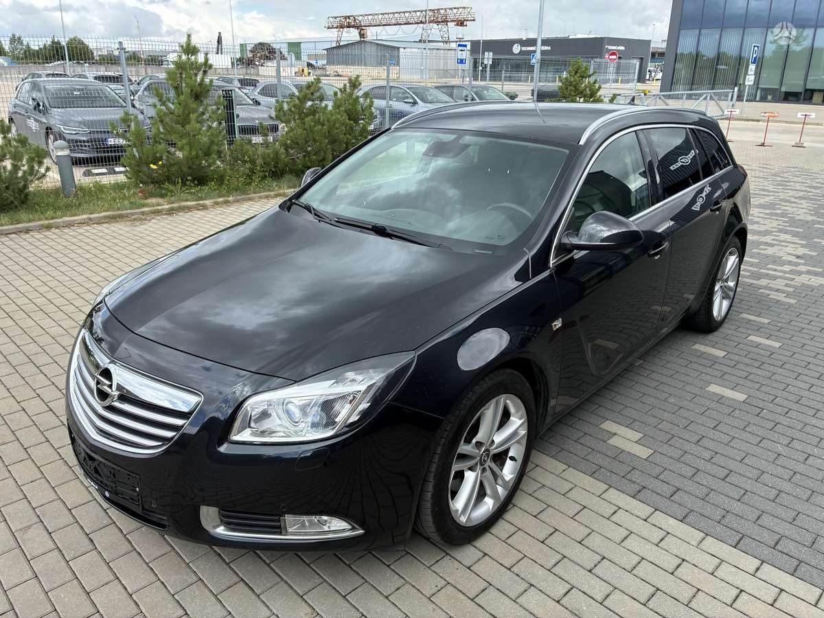 Opel Insignia, 2.0 l., Универсал