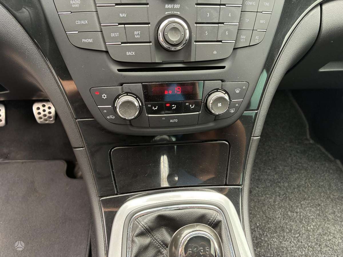 Opel Insignia, 2.0 l., Универсал