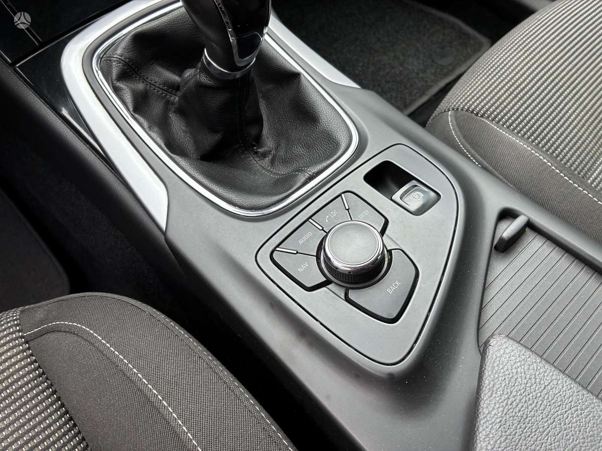 Opel Insignia, 2.0 l., Универсал