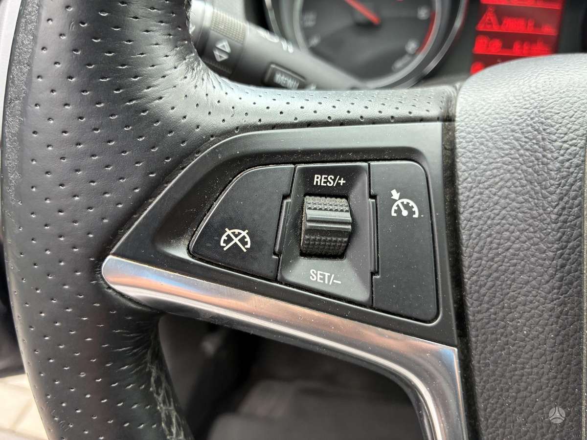Opel Insignia, 2.0 l., Универсал