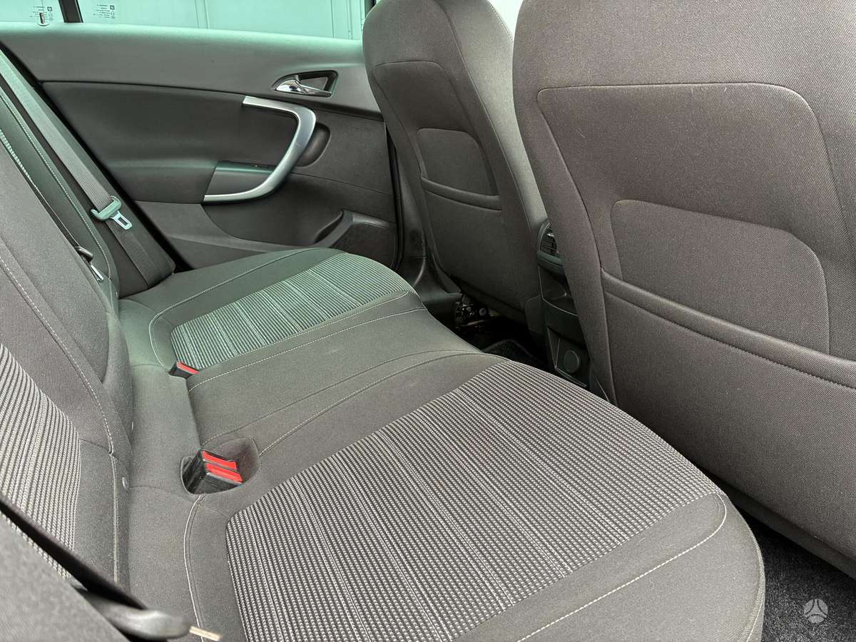 Opel Insignia, 2.0 l., wagon