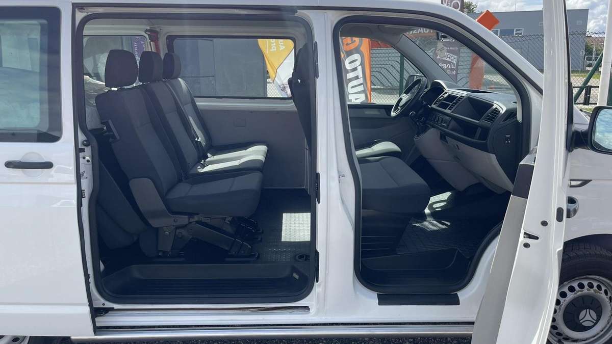 Volkswagen Transporter - 3