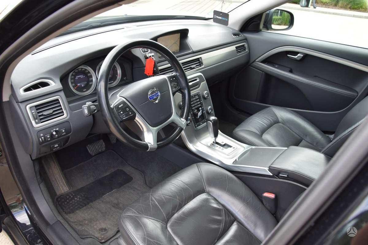 Volvo V70, 2.0 l., Универсал