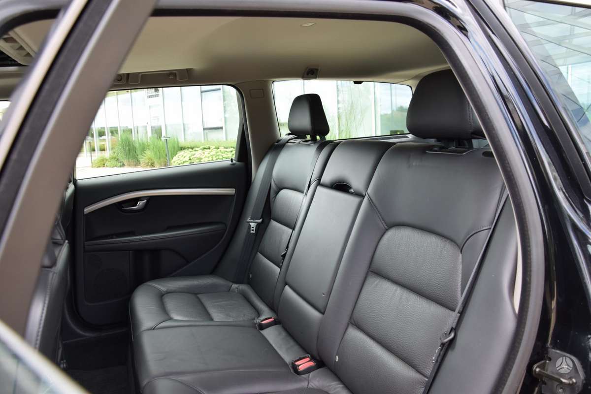 Volvo V70, 2.0 l., Универсал