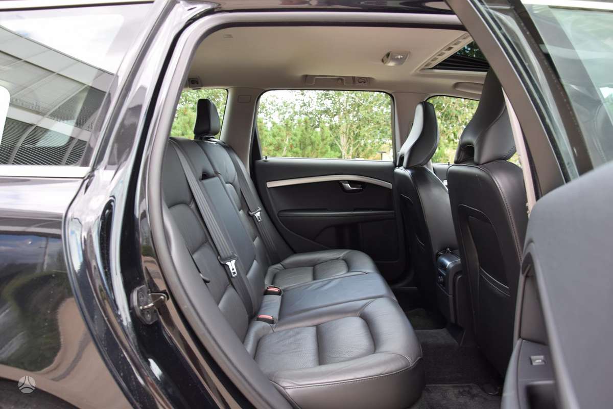 Volvo V70, 2.0 l., Универсал