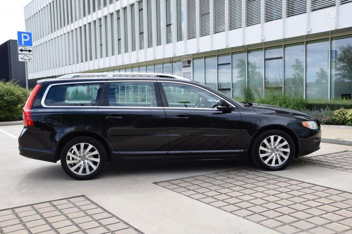Volvo V70, 2.0 l., Универсал