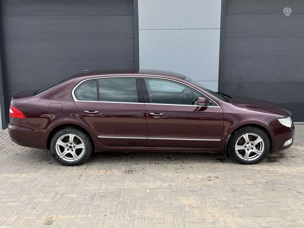 Skoda Superb, 2.0 l., hatchback