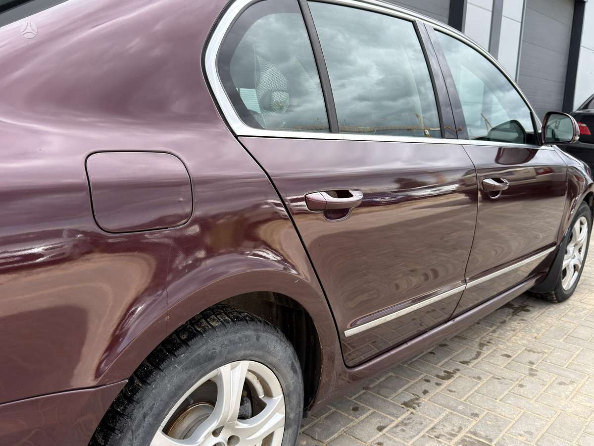 Skoda Superb, 2.0 l., hatchback