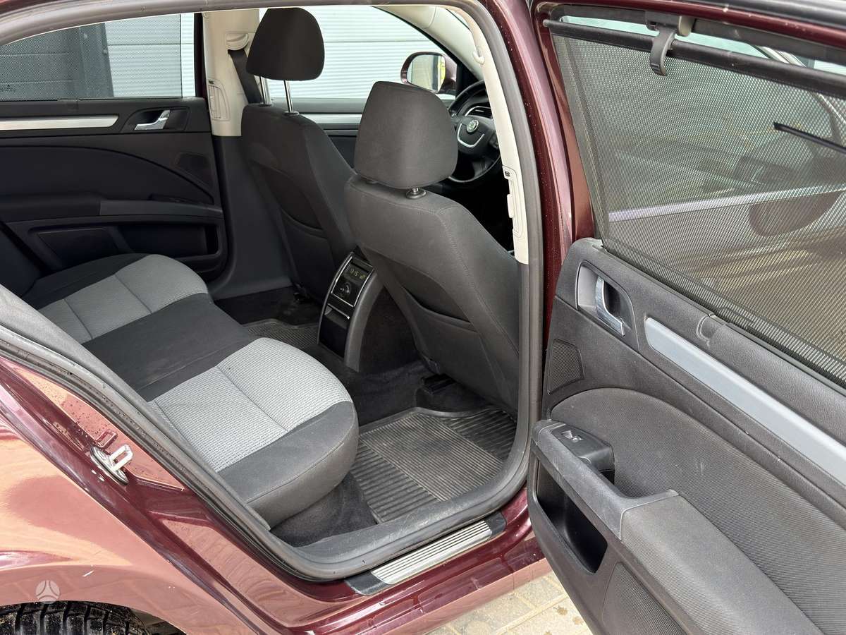 Skoda Superb, 2.0 l., hatchback