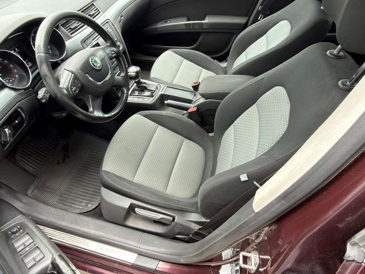 Skoda Superb, 2.0 l., hatchback