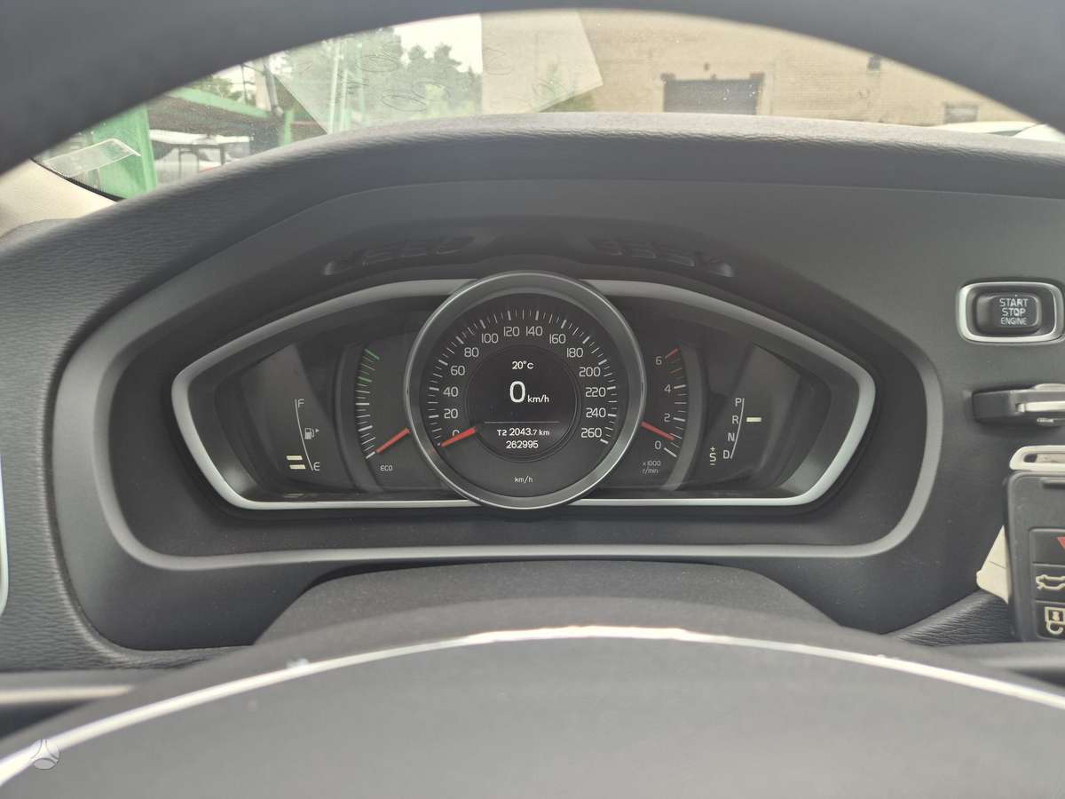 Volvo V40 - 12