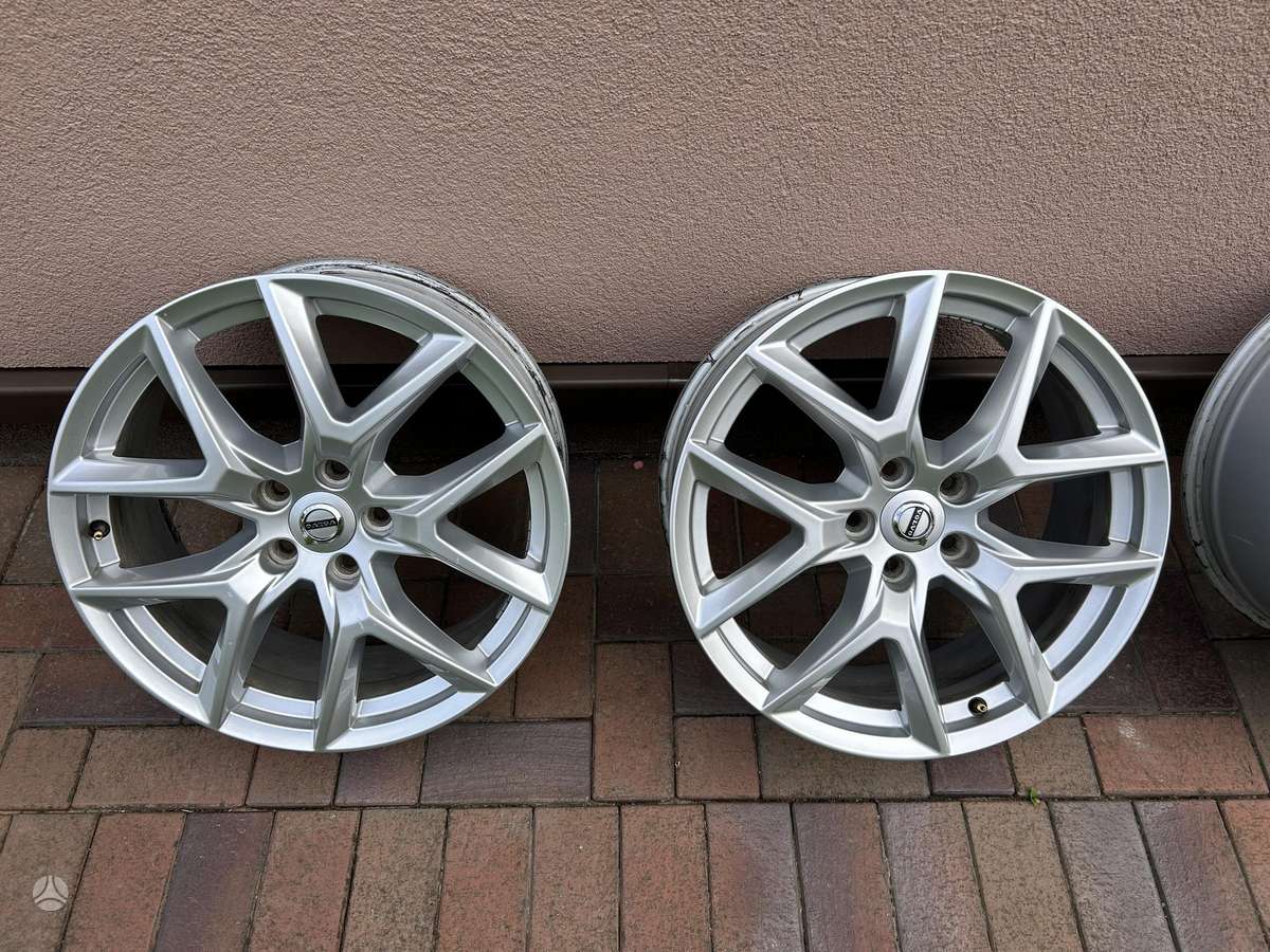 Volvo XC60, light alloy, R18