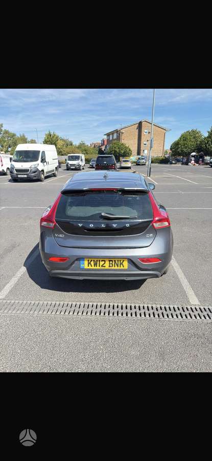 Volvo V40, 1.6 l., Хэтчбек