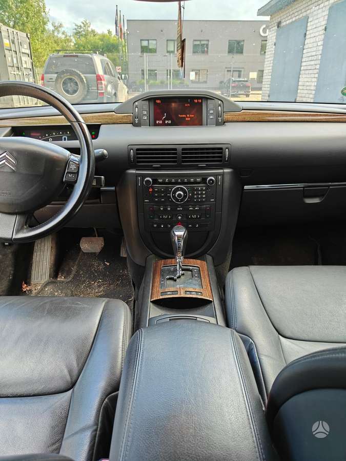 Citroen C6
