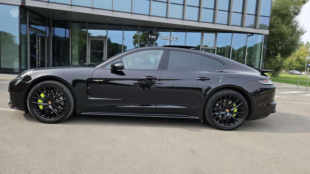 Porsche Panamera - 10