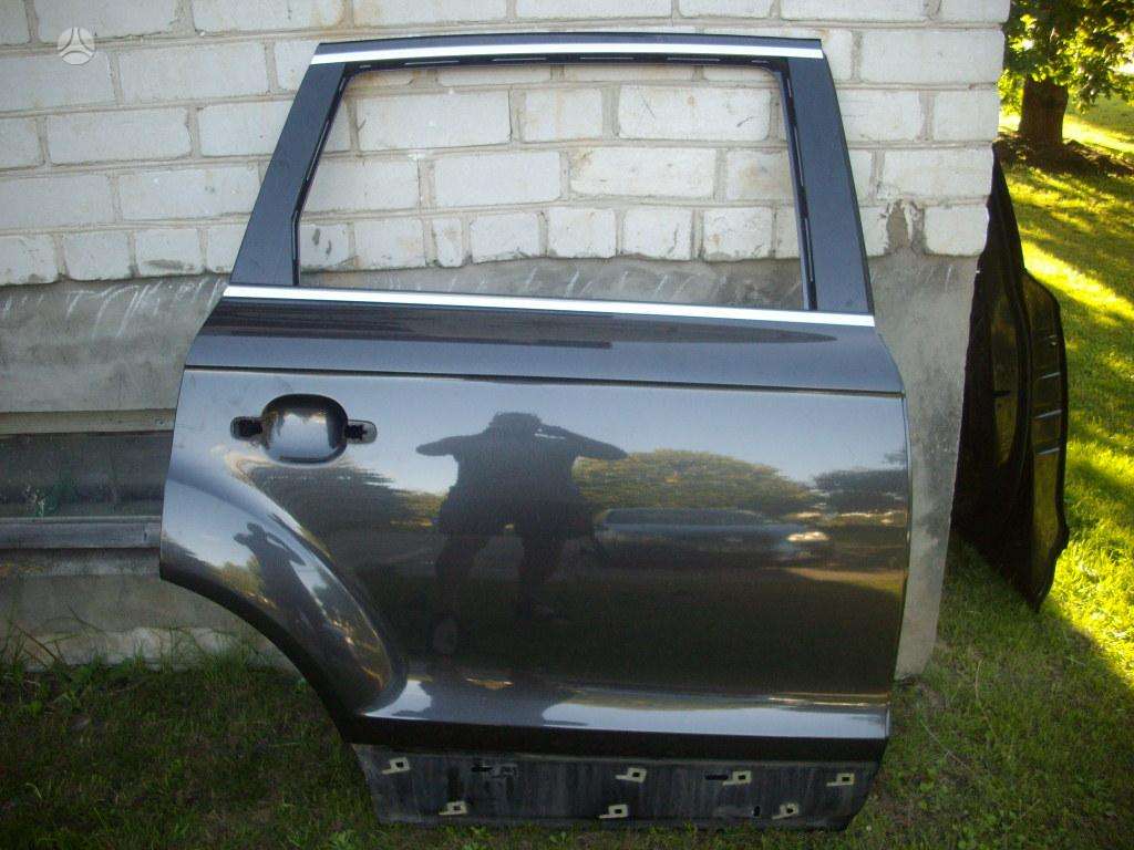 Audi Q7 doors