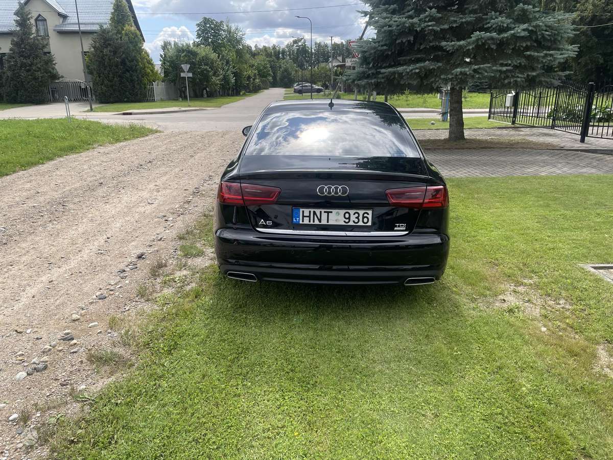Audi A6, 2.0 l., Седан