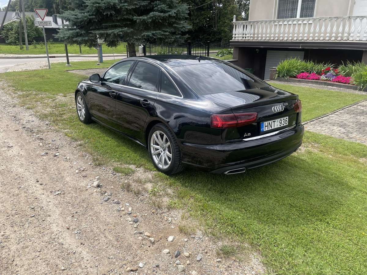 Audi A6, 2.0 l., Седан