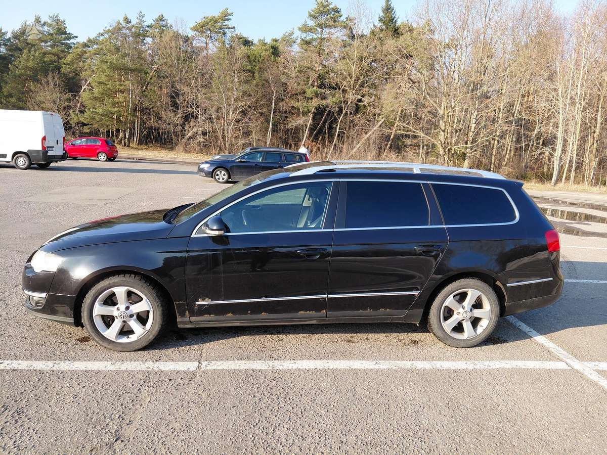 Volkswagen Passat - 4