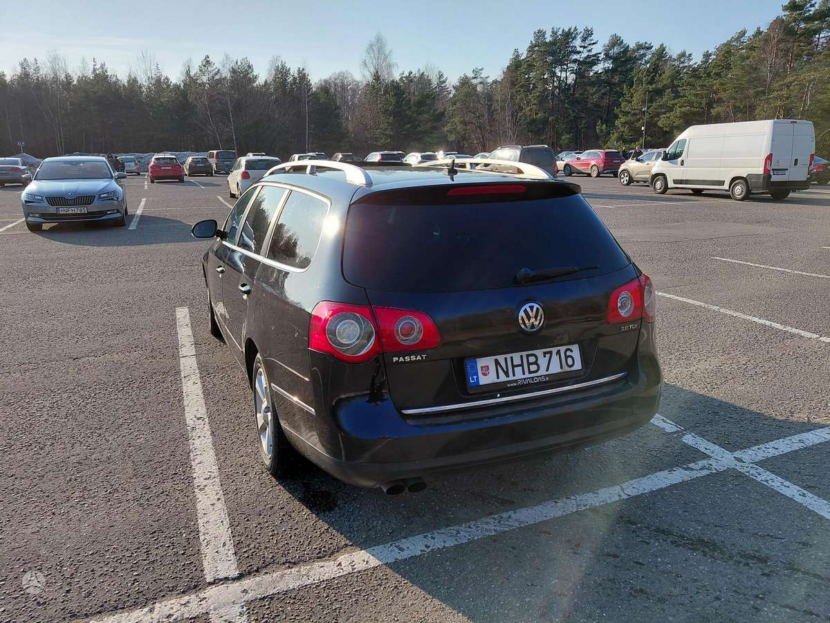 Volkswagen Passat - 6