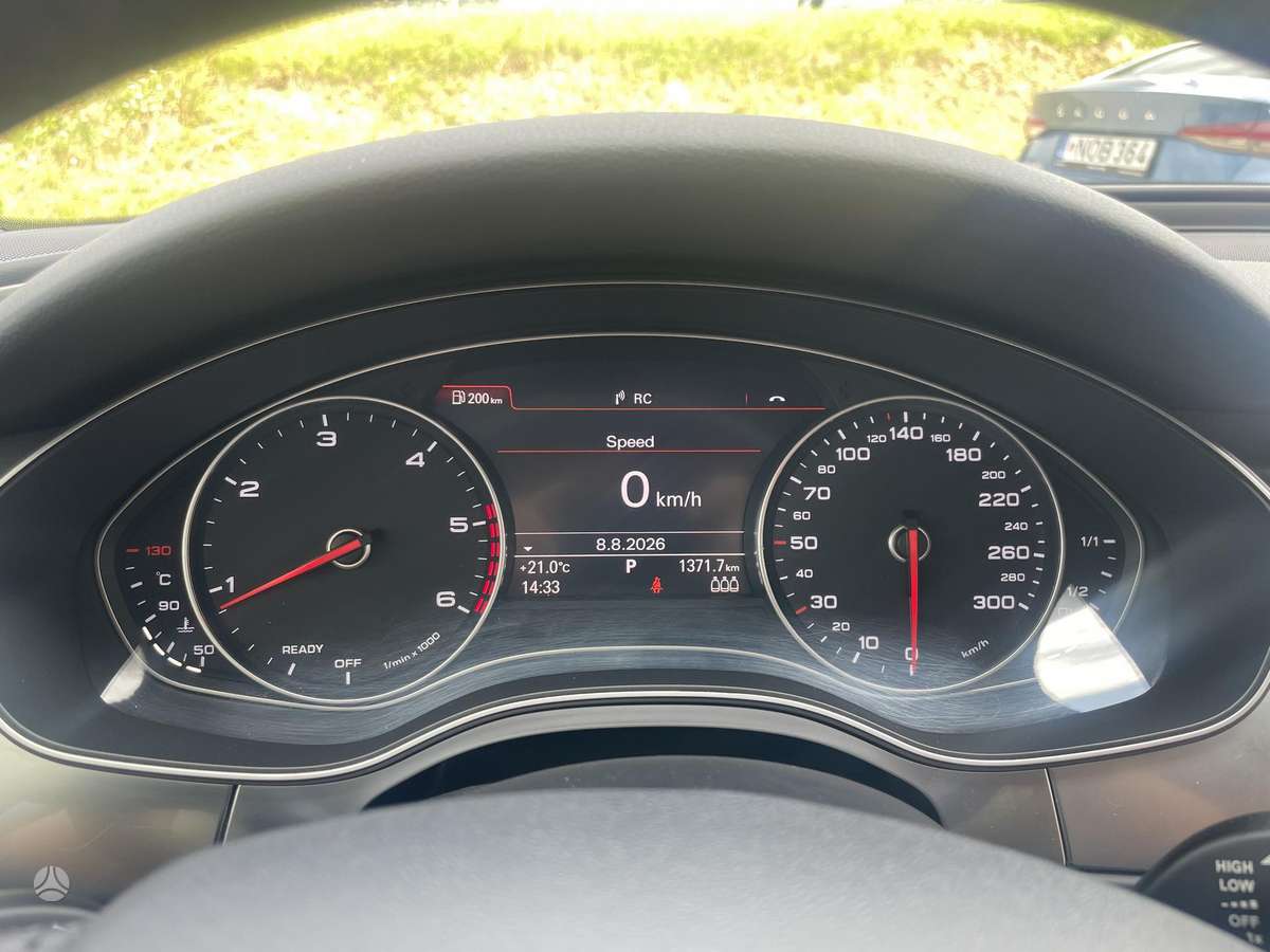 Audi A6, 2.0 l., Седан