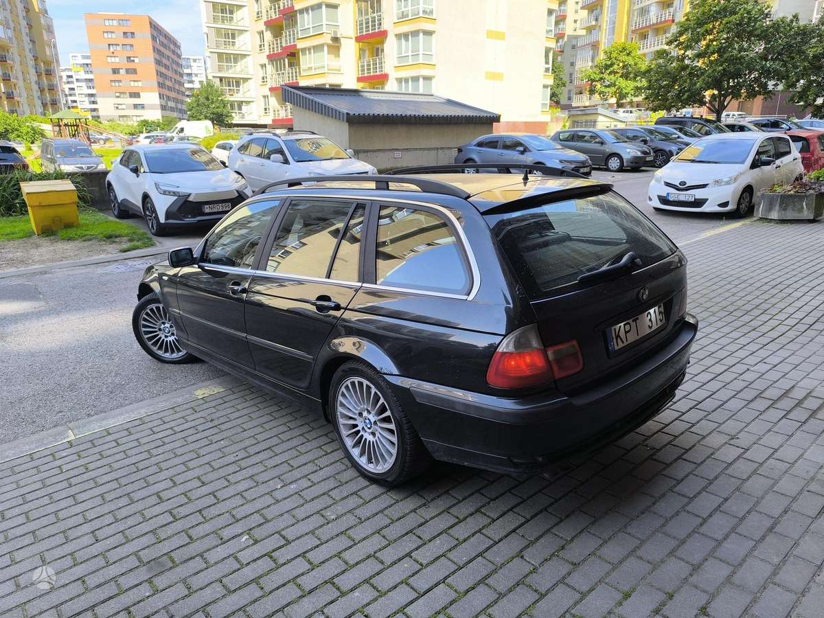 BMW 330, 3.0 l., wagon