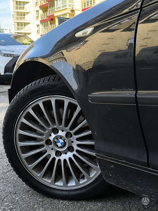 BMW 330, 3.0 l., wagon