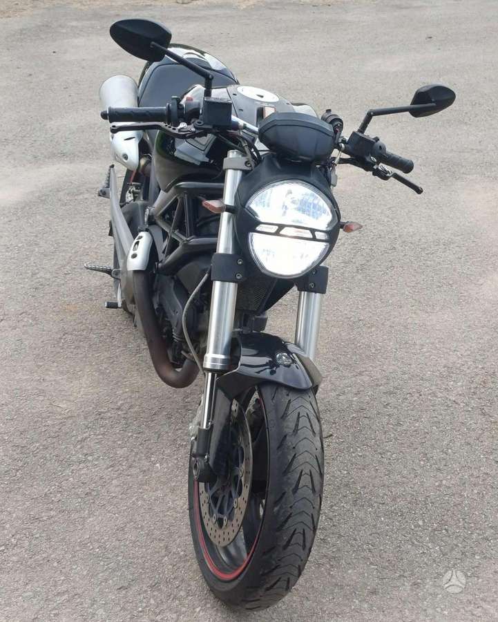 Ducati Monster 696cc, street / classic