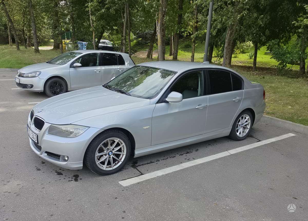 BMW 318, 2.0 l., Седан