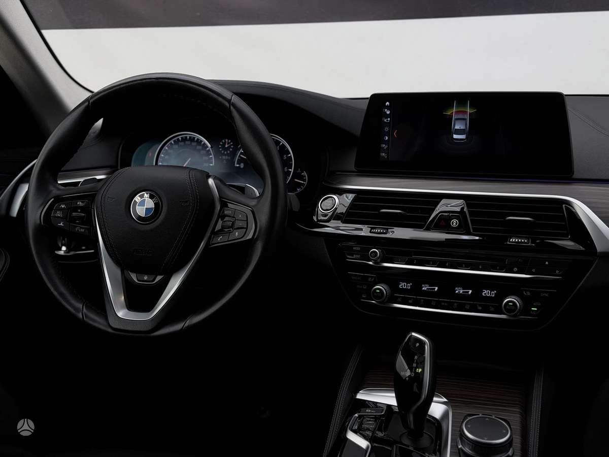 BMW 530, 2.0 l., Седан
