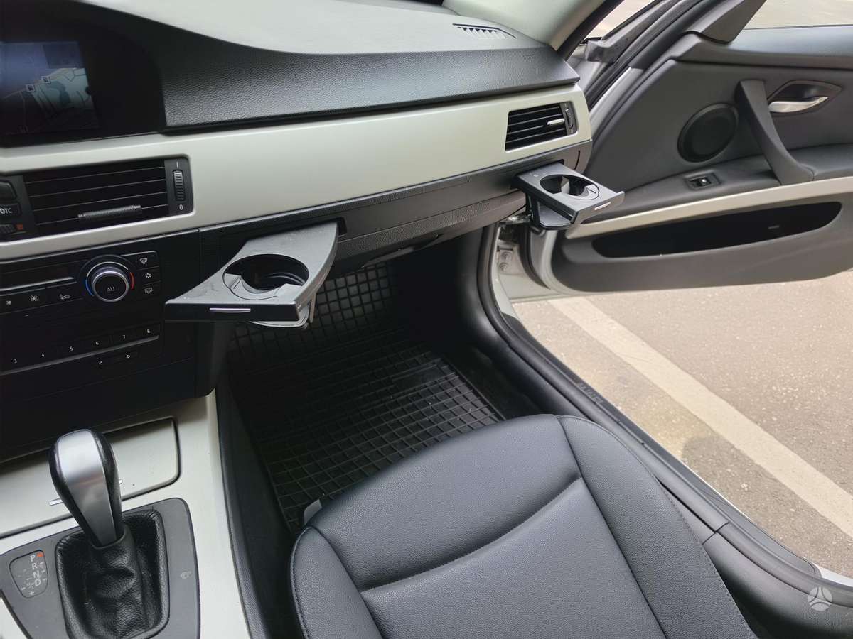 BMW 318, 2.0 l., Седан