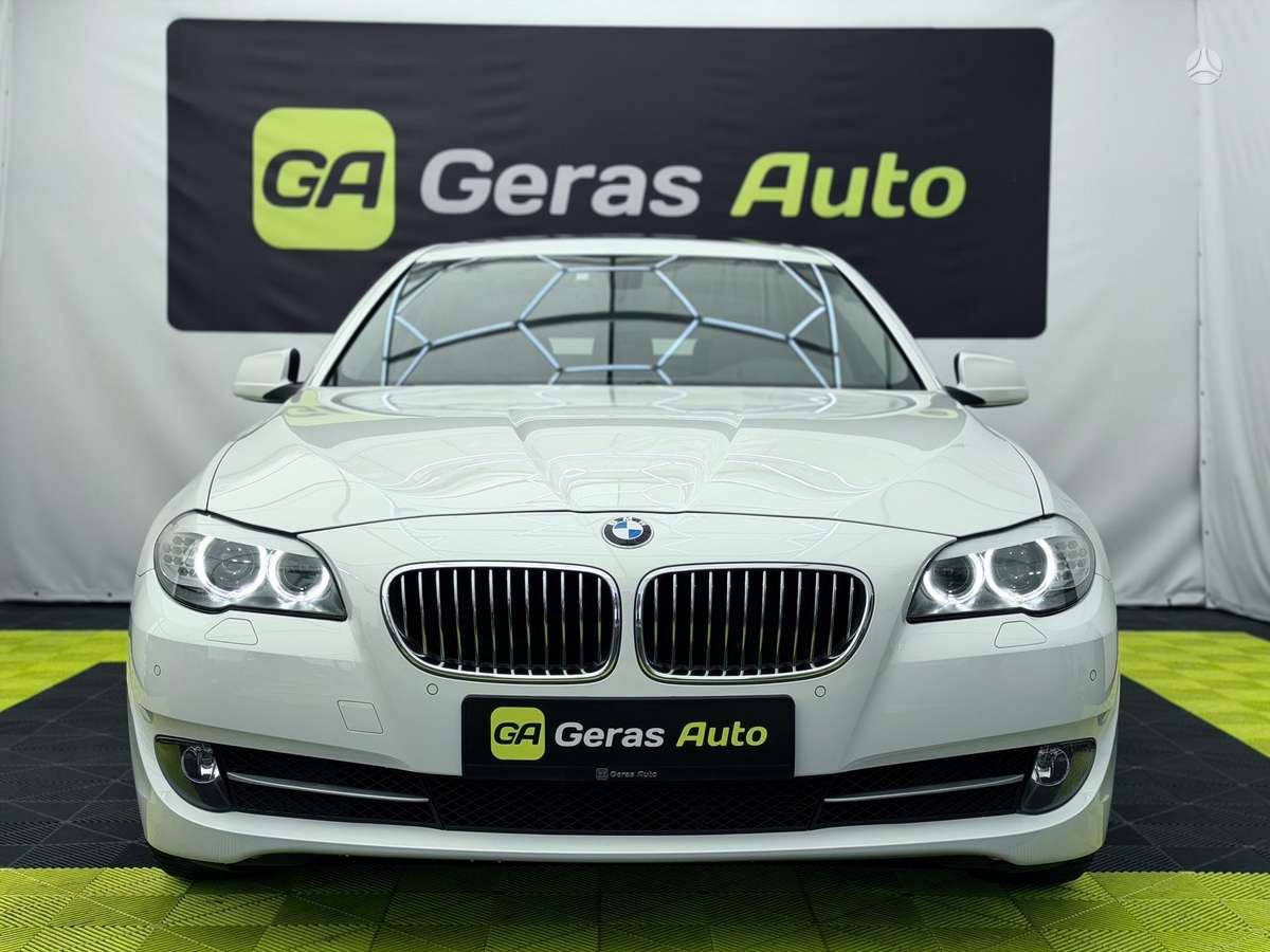 BMW 520, 2.0 l., Седан
