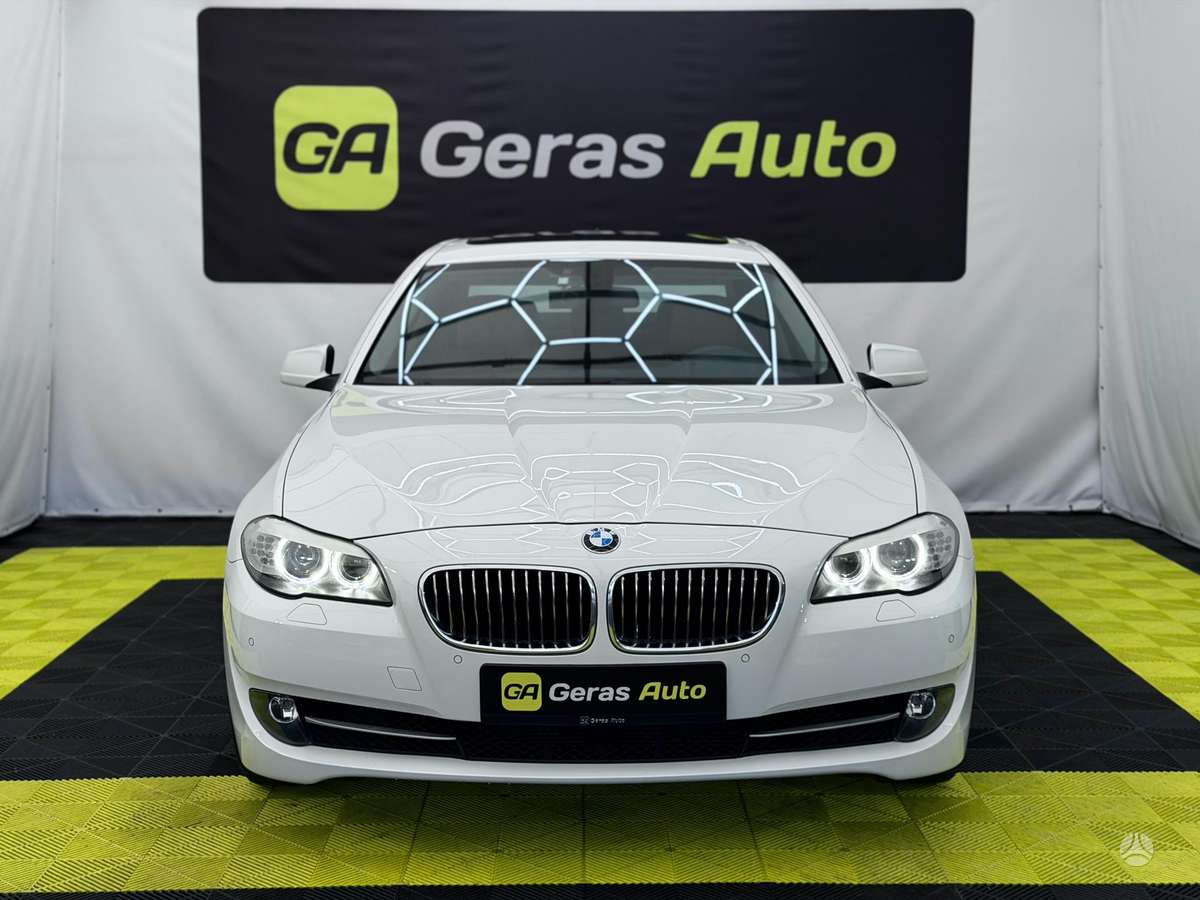 BMW 520, 2.0 l., Седан