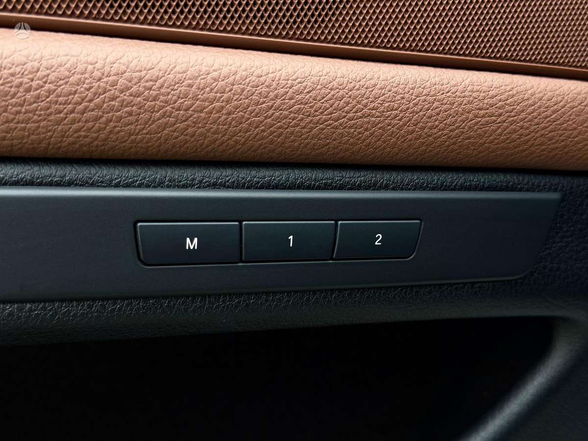 BMW 520, 2.0 l., Седан