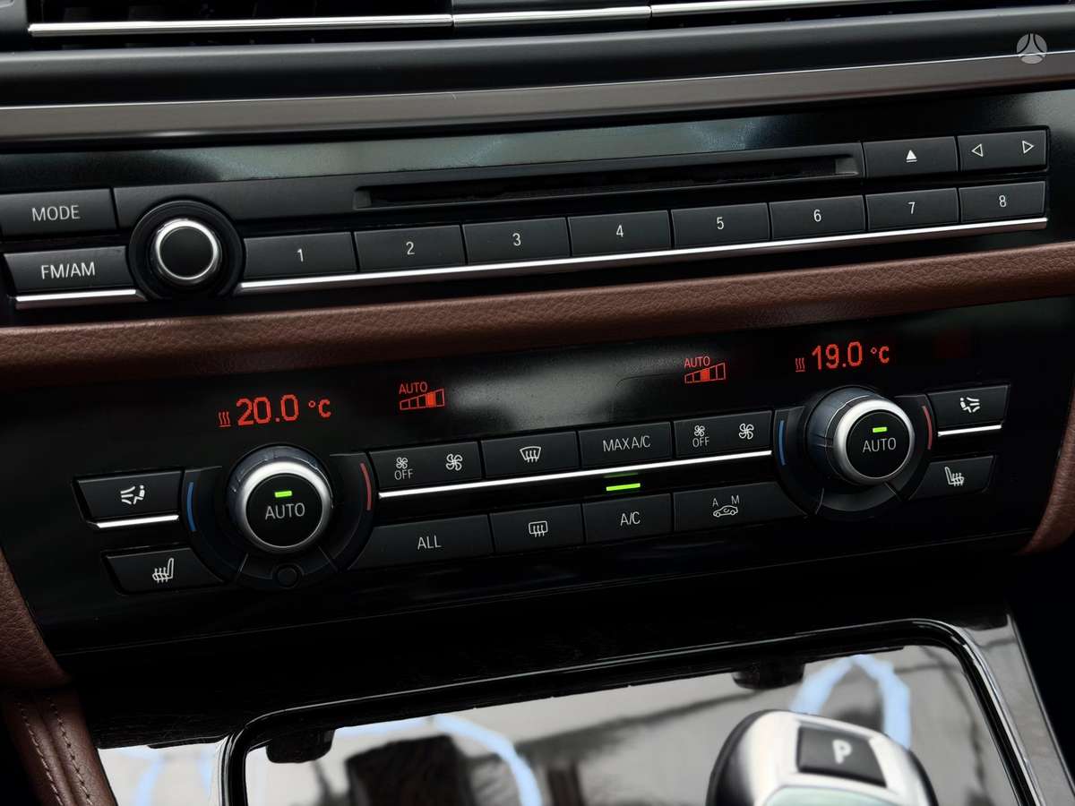 BMW 520, 2.0 l., Седан
