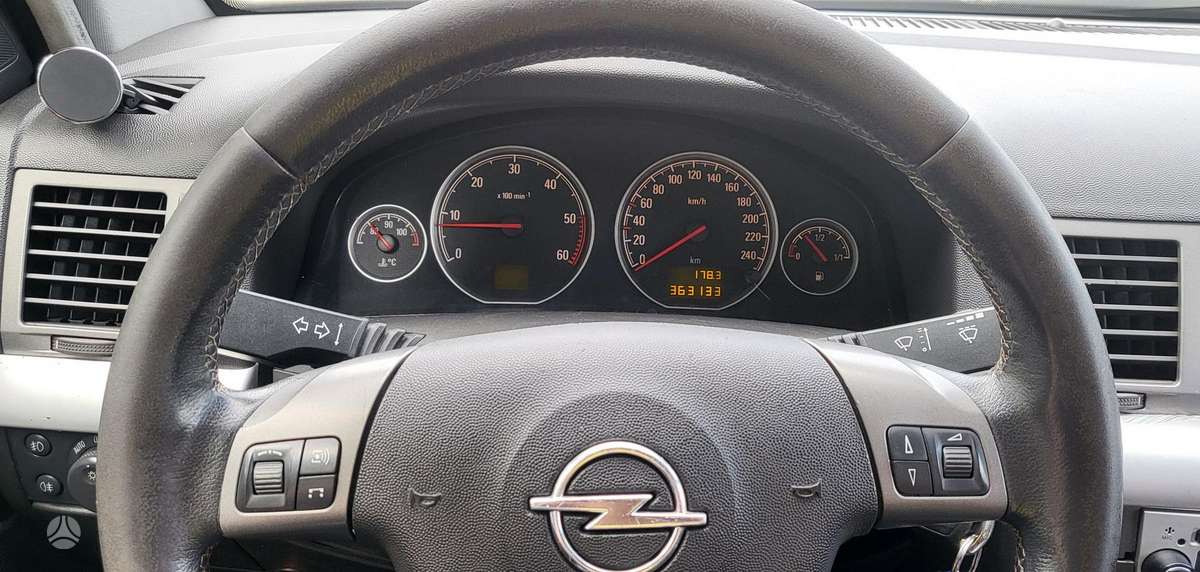 Opel Vectra, 1.9 l., Хэтчбек