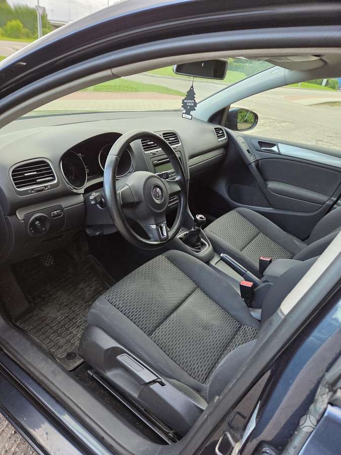 Volkswagen Golf - 7
