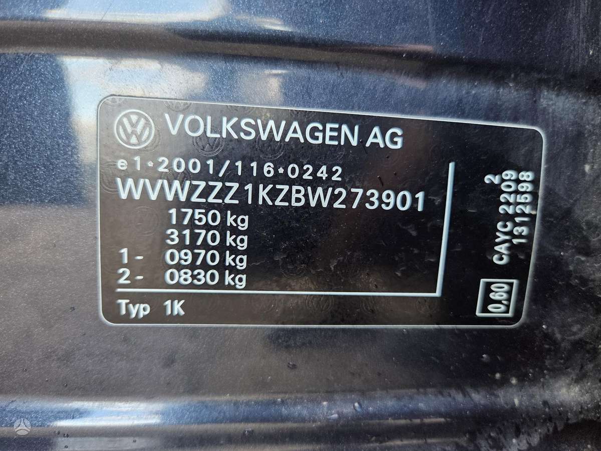 Volkswagen Golf - 9