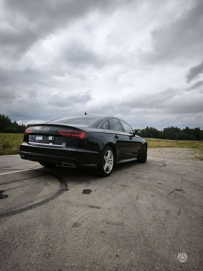 Audi A6, 2.0 l., Седан