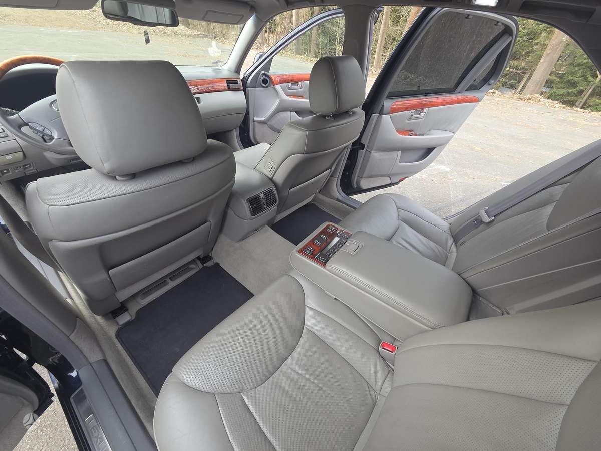 Lexus LS 430, 4.3 l., Седан