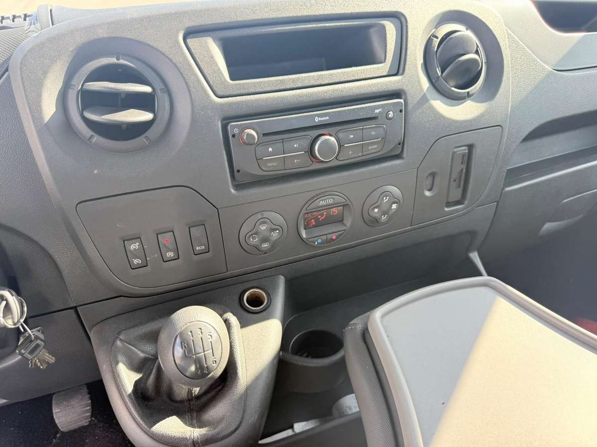 Renault Master, автовозы