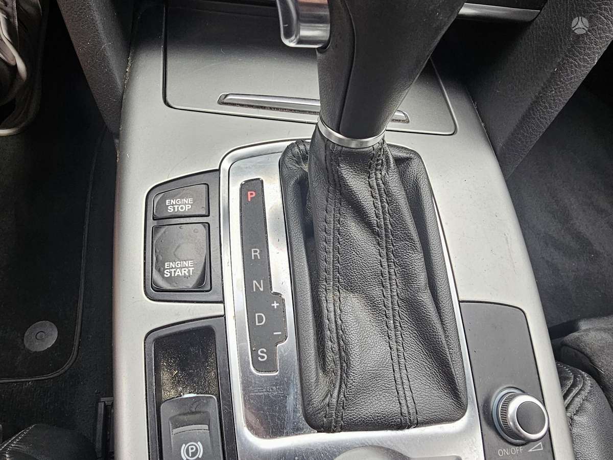 Audi A6 allroad, 3.0 l., Универсал