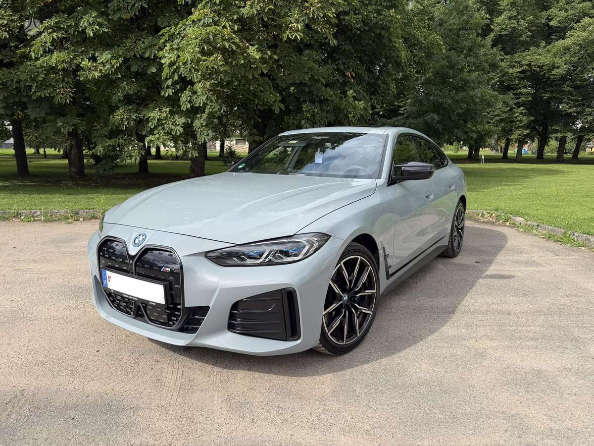 BMW i4, coupe