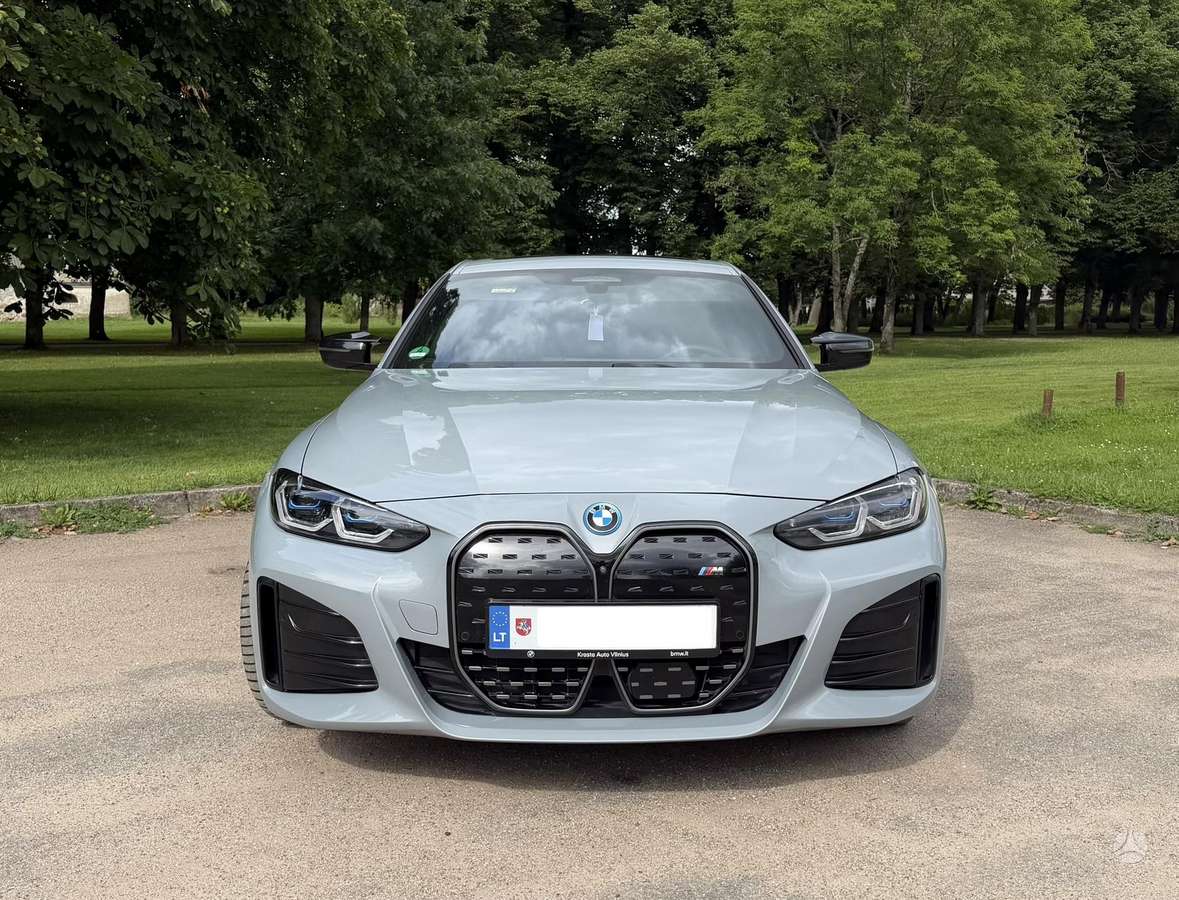 BMW i4, Купе (coupe)