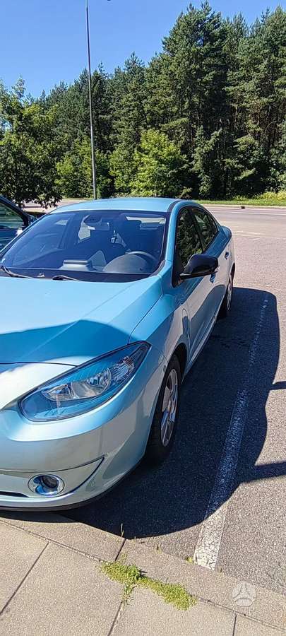 Renault Fluence, sedanas